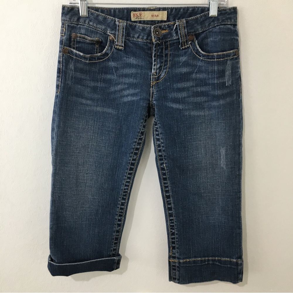 BKE Star Cropped Distressed Jeans size 28